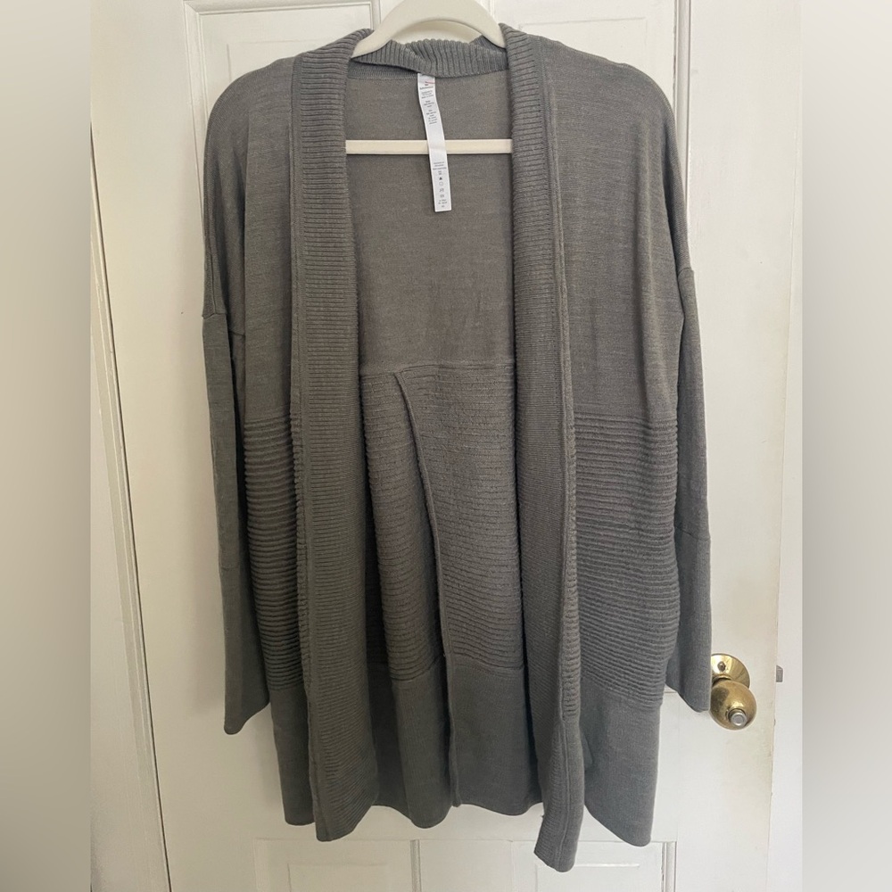 lululemon 🐨 wool cardigan